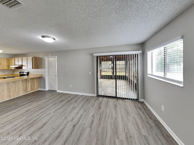 Photo - 31 Folson Ln