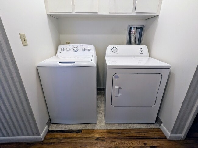 Photo - 2660 Central Ave