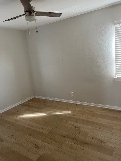 Photo - 14320 Condon Ave