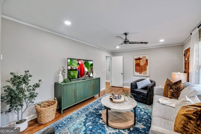 Photo - 1131 Stoneybrook Rd