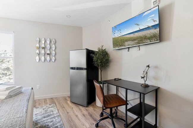 Photo - 138 Wickham Ave Unit ID1056791P