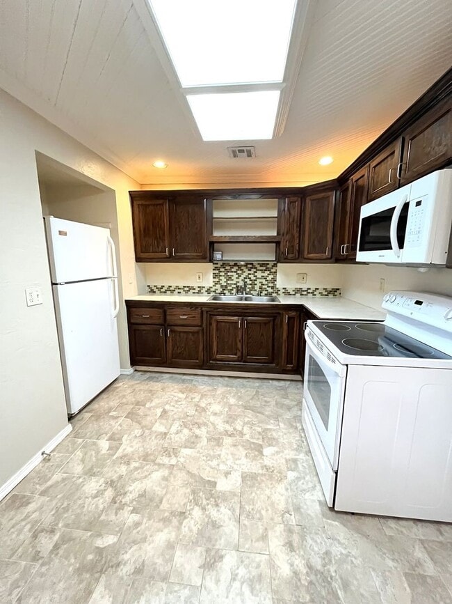 Photo - Cute 2 Bed 1.5 Bath in Bethany