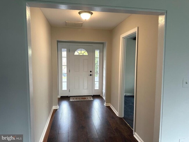 Photo - 8614 Dunbrook Ln