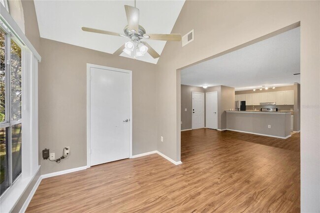 Photo - 9481 Highland Oak Dr Unit 606