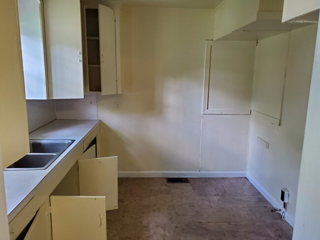 Photo - 5331 Fairfax Ave