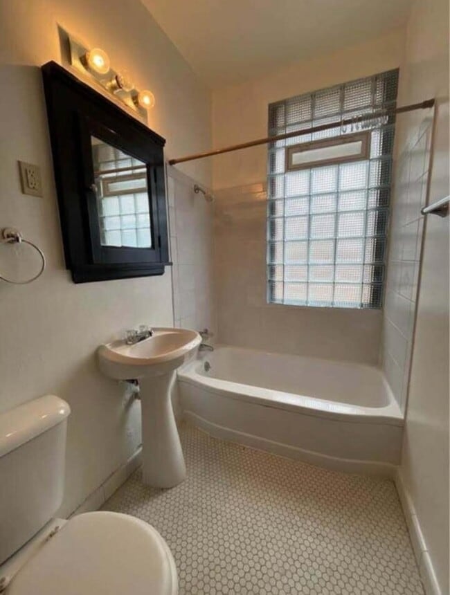 Photo - 3034 W State St Unit 3034A