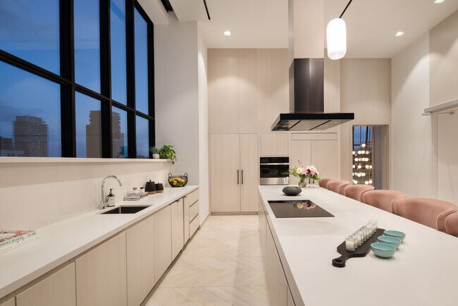 Photo - 200 Redpath Ave Unit SI ID1357578P