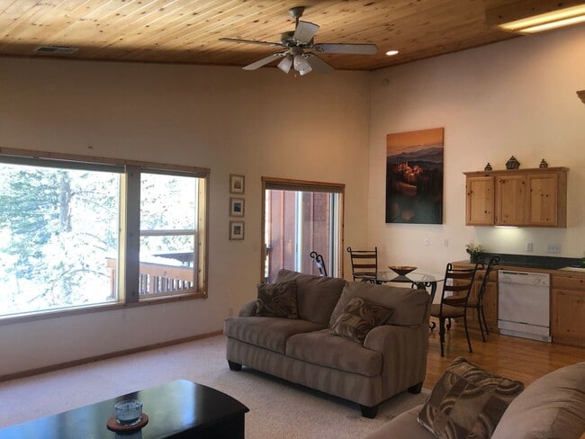 Photo - Long term Lease in Tahoe Donner- $2168 per month Furnished Unidad 3