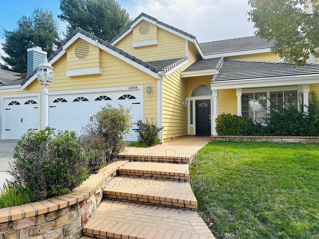 Photo - 43938 Northgate Ave