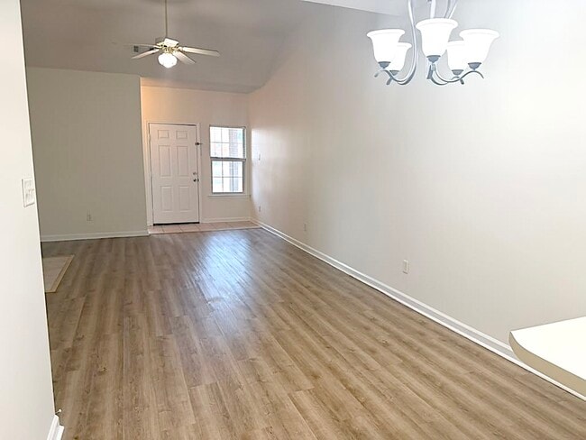 Photo - 7751 Lipscomb Dr