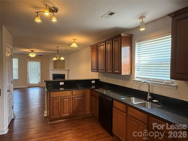 Photo - 7516 April Mist Trail