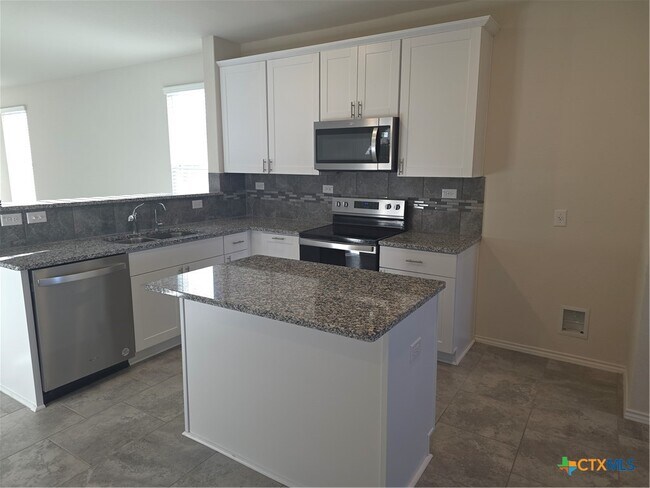 Photo - 874 Crested Iris