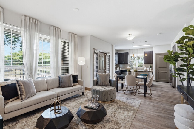 2BD, 2BA - 1199SF - Living Room