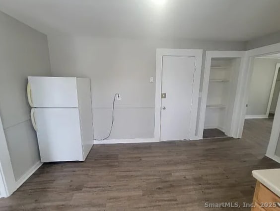 Photo - 404 Center St