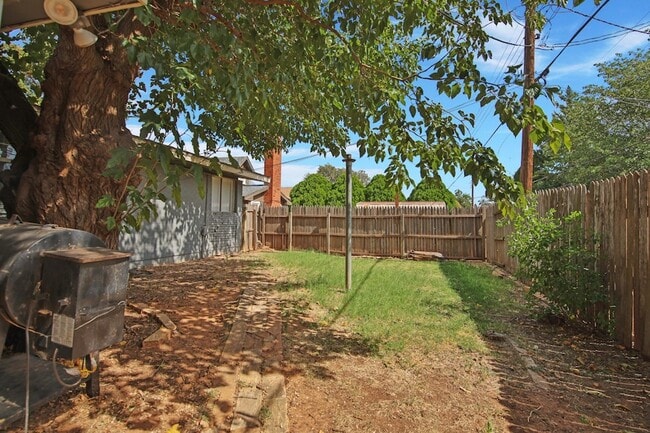 Photo - 2007 68th St