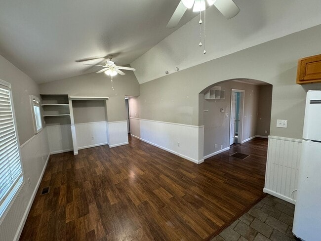 Photo - Arch Street Gem!