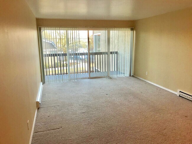 Photo - Aladdin Apartments