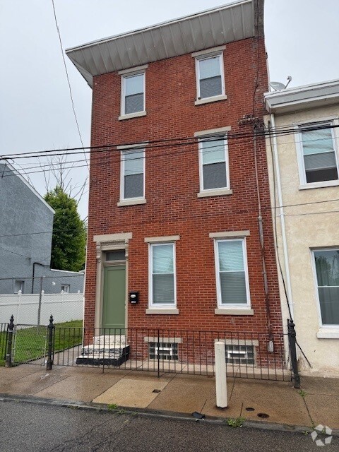 Building Photo - 1249 Adams Ave Rental