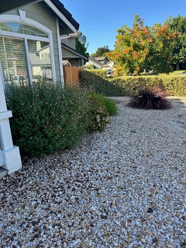 Photo - 9507 Lazy Creek Dr