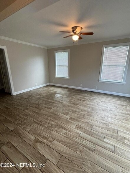 Photo - 3777 Lilly Rd N