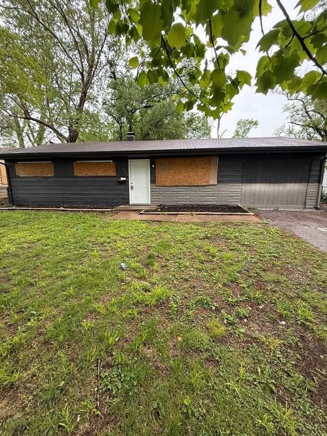 Building Photo - **LIMITED TIME**1/2 OFF SECURITY DEPOSIT**