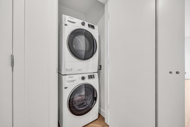 Photo - 13573-1398A 98a Ave Unité 3110