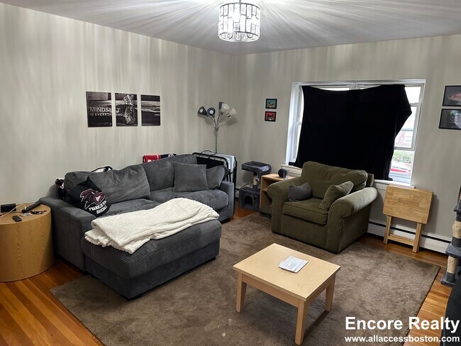 Photo - 65 Chiswick Rd Unit 10