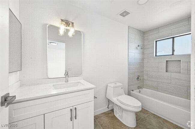 Building Photo - 2080 Karen Ave Unit 60 Rental