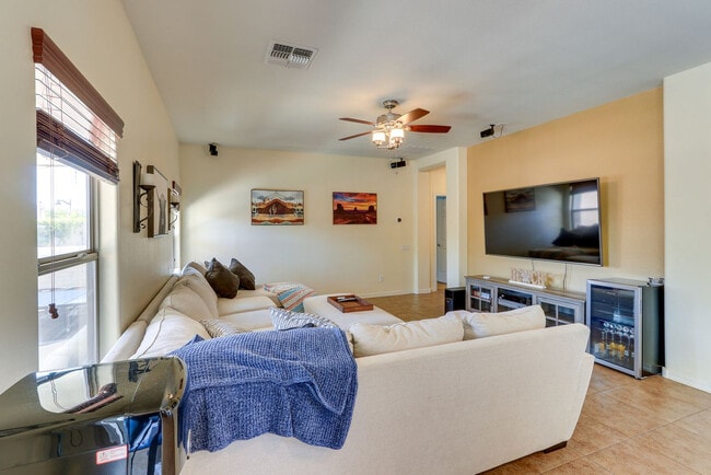 Photo - 19053 N Wilson St Unidad SI ID1545785P