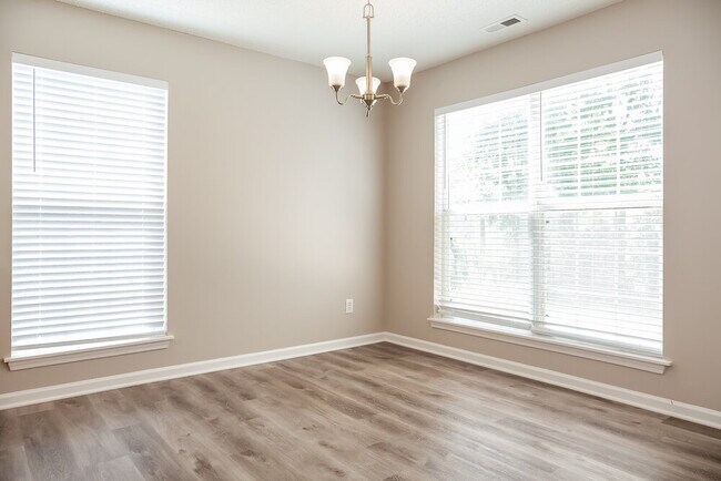 Photo - 8302 Bristol Ford Pl