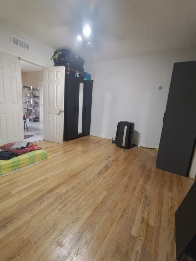 Photo - 28 Harrison Ave Unidad 2nd floor