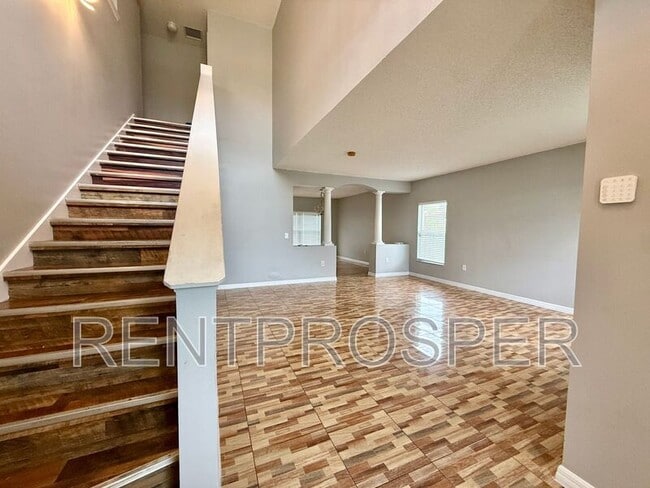 Photo - 677 Elbridge Dr