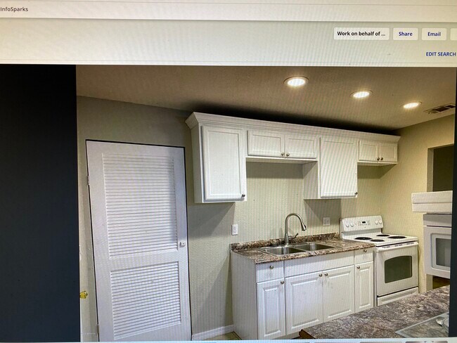 Photo - 3923 Harbor View Dr