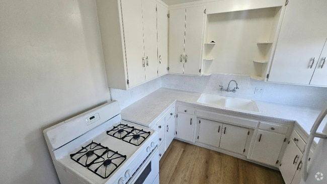 Building Photo - 2985 San Marino St Rental