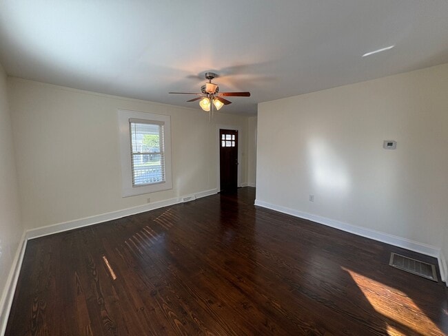 Photo - 2/2 Charming Home in West Greenville!