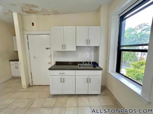 Photo - 23 Brighton Ave Unit 6