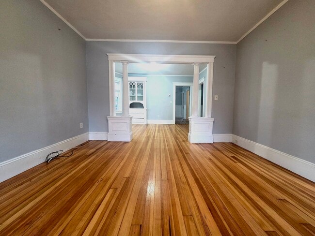 Building Photo - 19 Leavitt St Unit 1