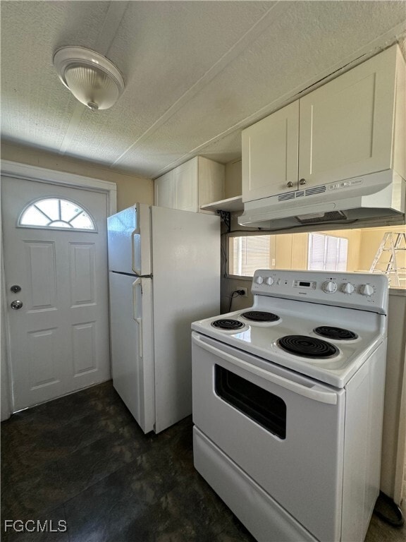 Photo - 333 Lantern Ln