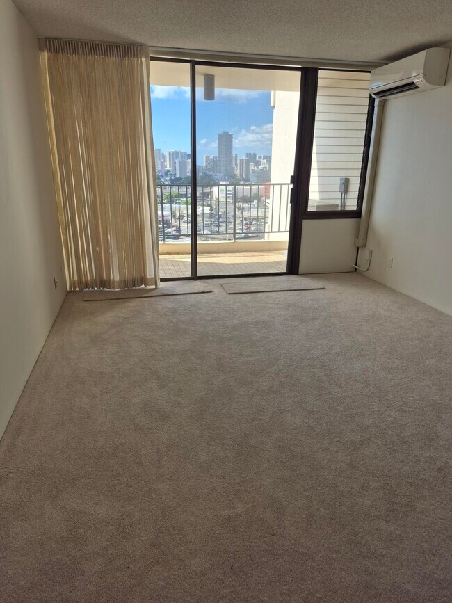 Living room - 3138 Waialae Ave Unit 1012