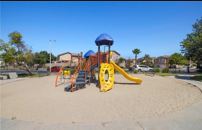 Photo - 285 Midnight Moon Ln