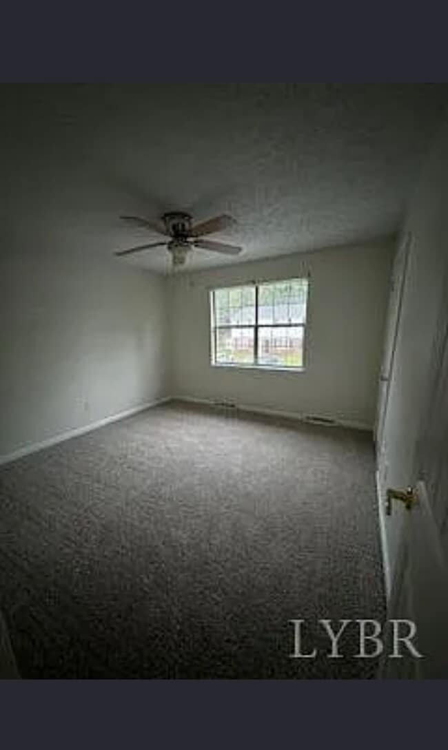 Photo - 8022 Timberlake Rd