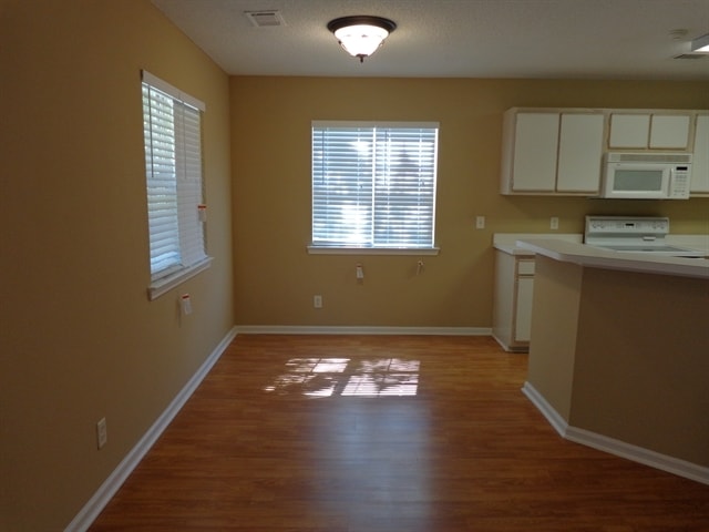 Photo - 106 Habitat Dr