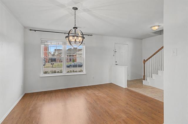 Photo - 5016 Meridian Ln