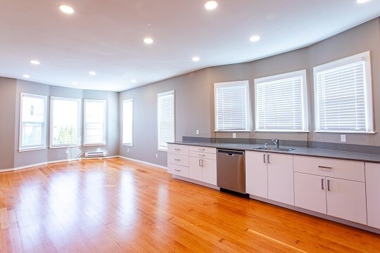 Photo - 1715 E Howell St Apartments Unit 2
