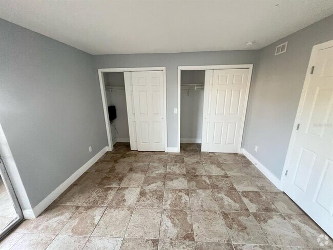 Building Photo - 9205 Tudor Dr Unit C109 Rental