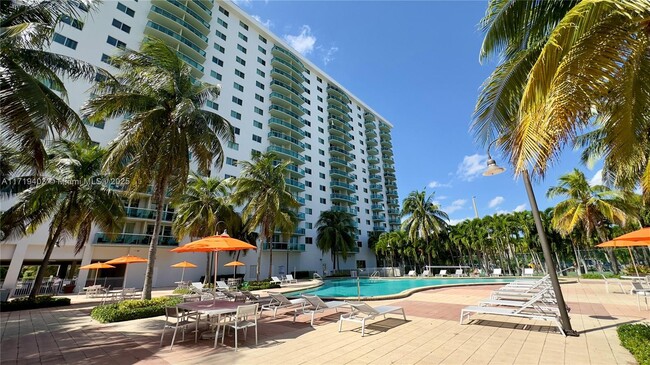 Photo - 19380 Collins Ave Condominio Unidad 227