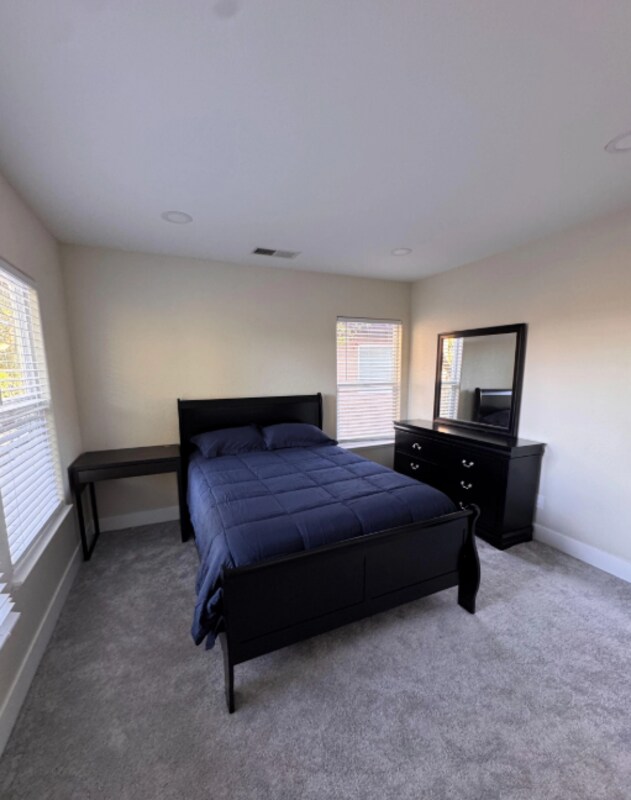 Photo - 660 Greg Thatch Cir Unidad Up 3