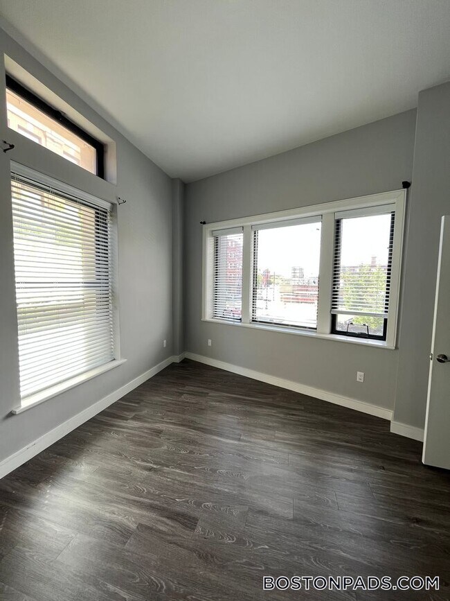 Photo - 23 Central Ave Unidad 207