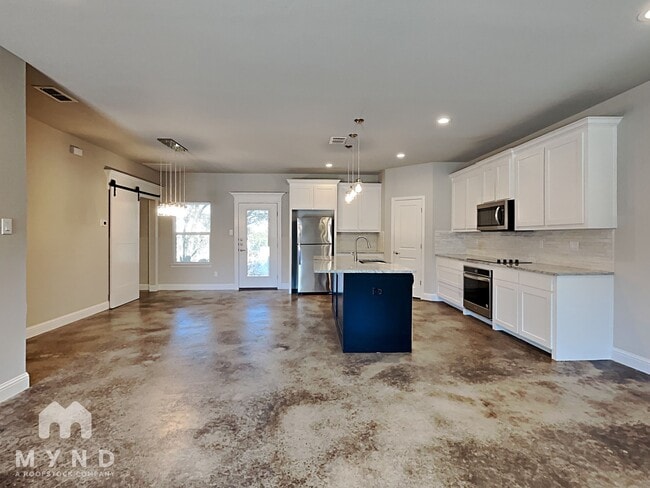 Photo - 5711 Barkridge Dr