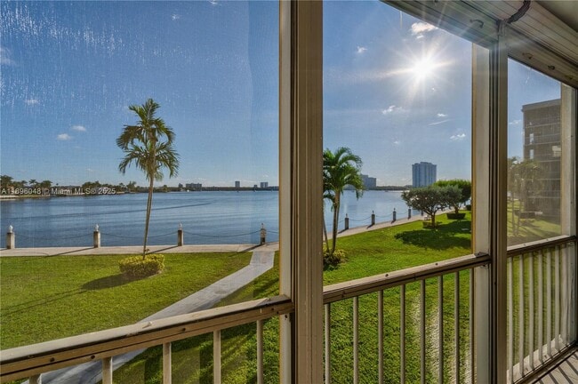 Photo - 3020 Marcos Dr Unit S208